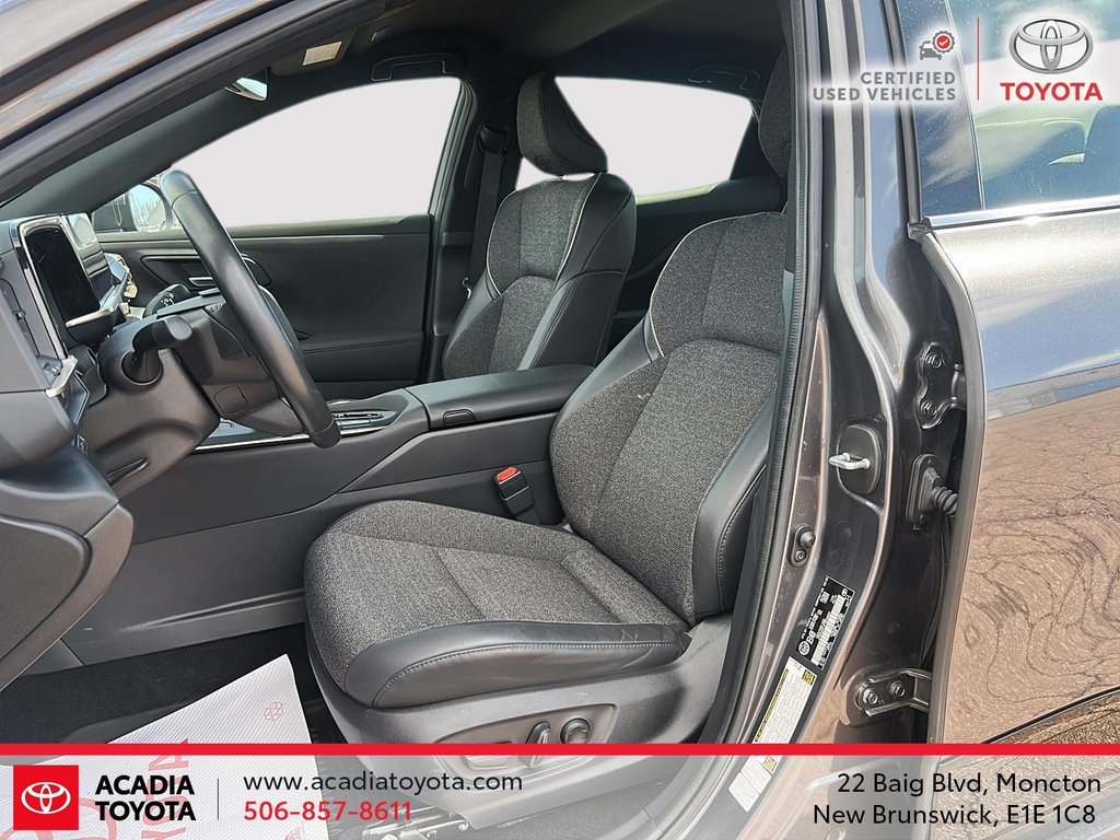 Toyota Crown XLE 2023 à Moncton, Nouveau-Brunswick - 9 - w1024h768px