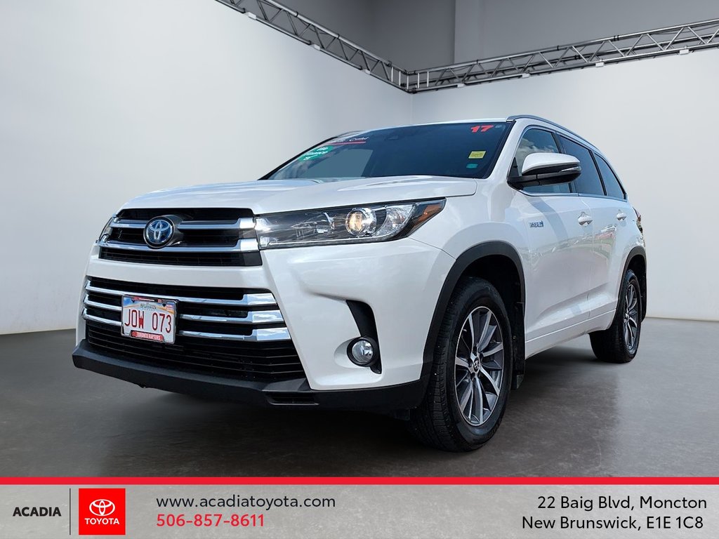 2017 Toyota Highlander hybrid XLE in Moncton, New Brunswick - 1 - w1024h768px