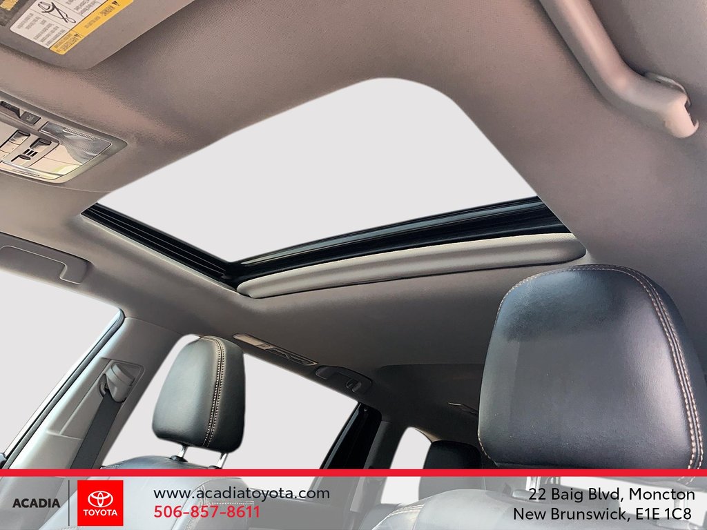2017 Toyota Highlander hybrid XLE in Moncton, New Brunswick - 17 - w1024h768px