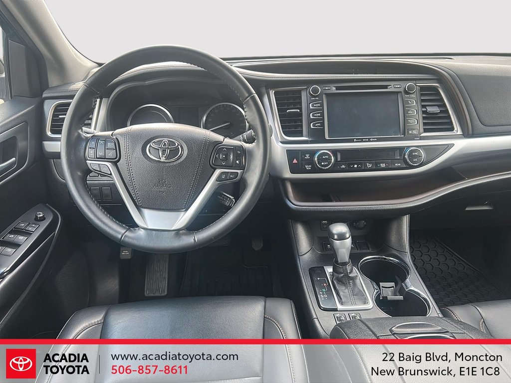 2019 Toyota Highlander Hybrid XLE in Moncton, New Brunswick - 10 - w1024h768px