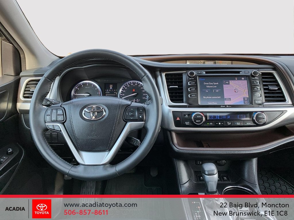 Toyota Highlander XLE 2015 à Moncton, Nouveau-Brunswick - 16 - w1024h768px