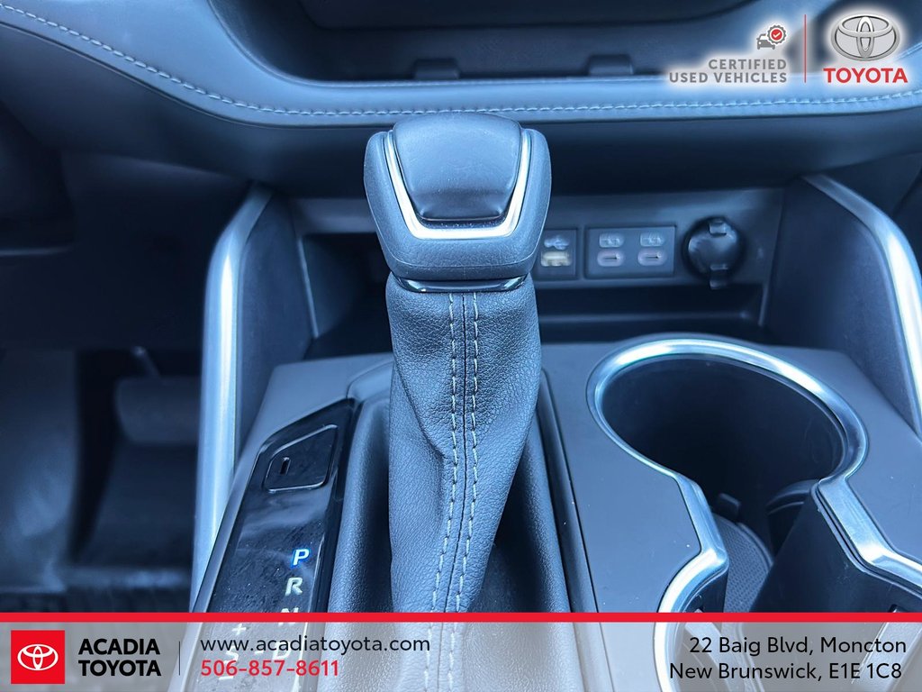 2024 Toyota Highlander Hybrid XLE in Moncton, New Brunswick - 15 - w1024h768px