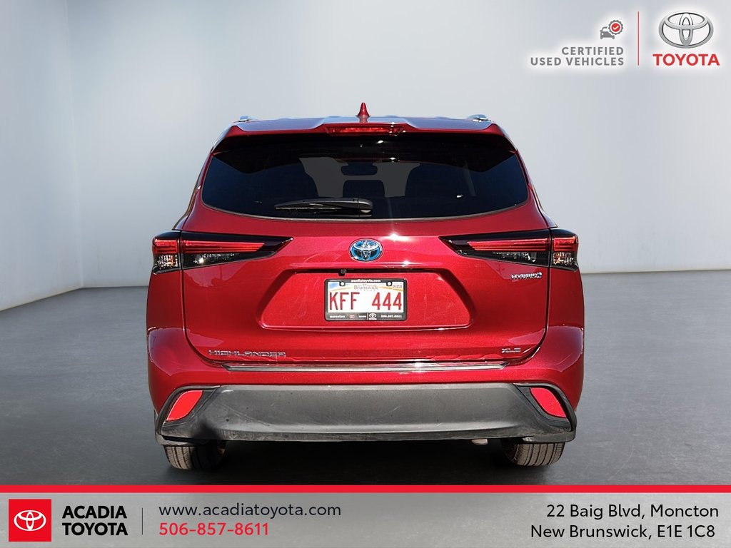 2024 Toyota Highlander Hybrid XLE in Moncton, New Brunswick - 3 - w1024h768px