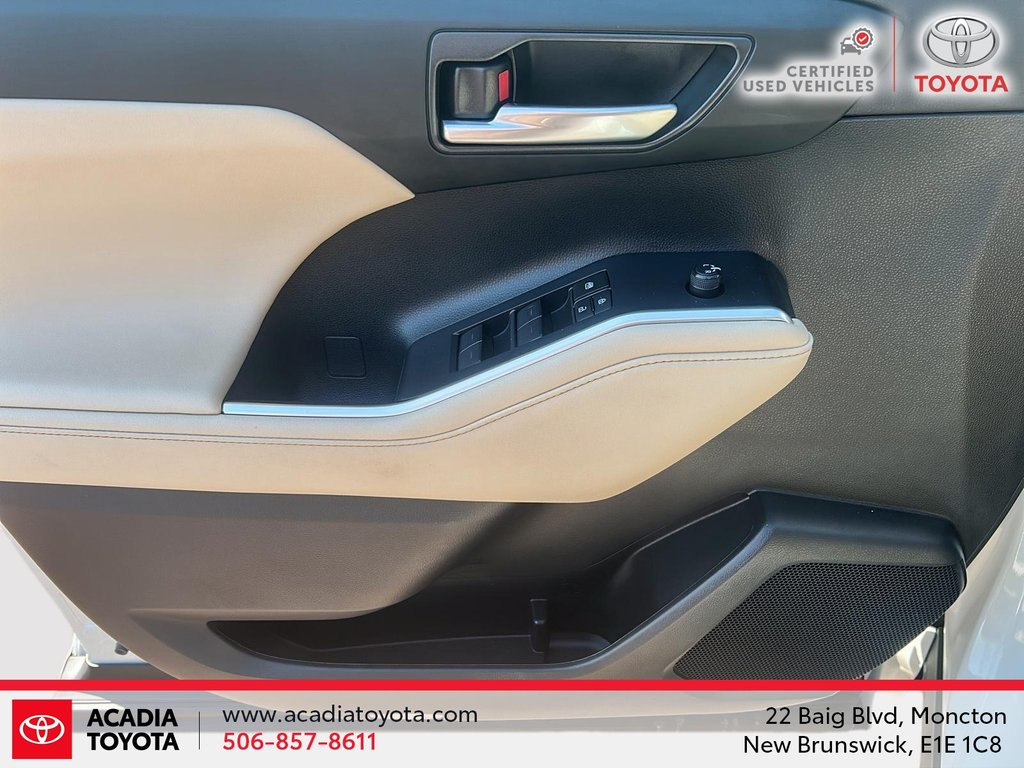 2024 Toyota Highlander Hybrid XLE in Moncton, New Brunswick - 11 - w1024h768px