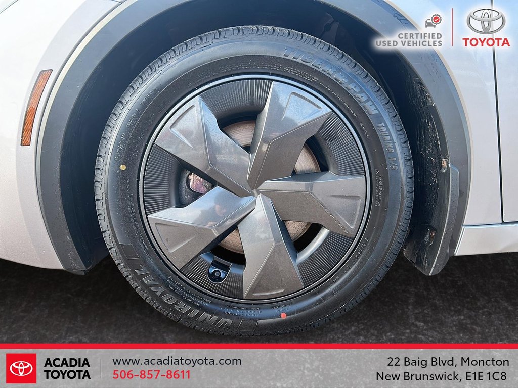 2023 Toyota Prius Plug-in Hybrid SE in Moncton, New Brunswick - 7 - w1024h768px