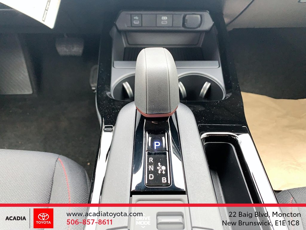 2025 Toyota Prius Plug-in Hybrid SE in Moncton, New Brunswick - 15 - w1024h768px