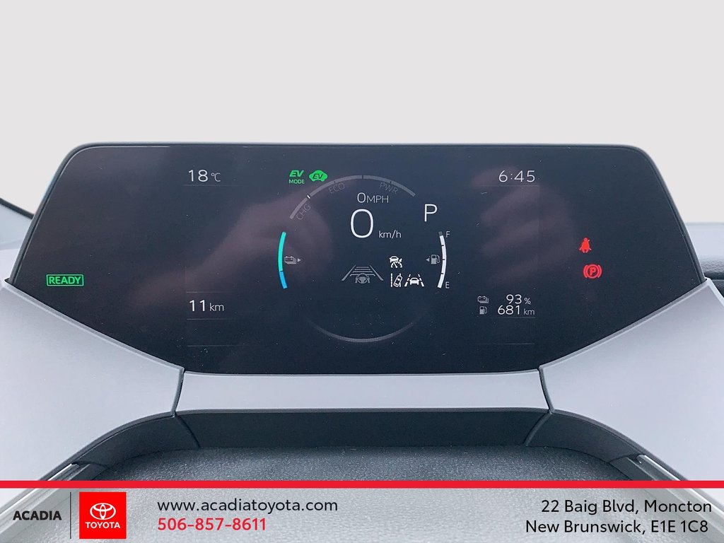 2025 Toyota Prius Plug-in Hybrid SE in Moncton, New Brunswick - 13 - w1024h768px