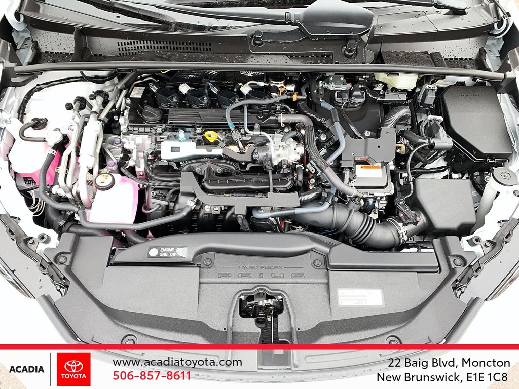 2025 Toyota Prius Plug-in Hybrid SE in Moncton, New Brunswick - 8 - w1024h768px