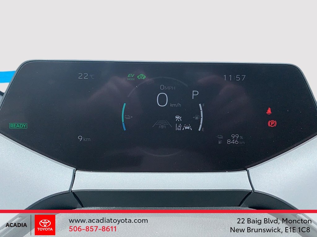 2025 Toyota Prius Plug-in Hybrid SE in Moncton, New Brunswick - 13 - w1024h768px