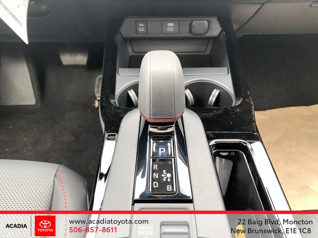 2025 Toyota Prius Plug-in Hybrid XSE PREMIUM in Moncton, New Brunswick - 15 - w1024h768px