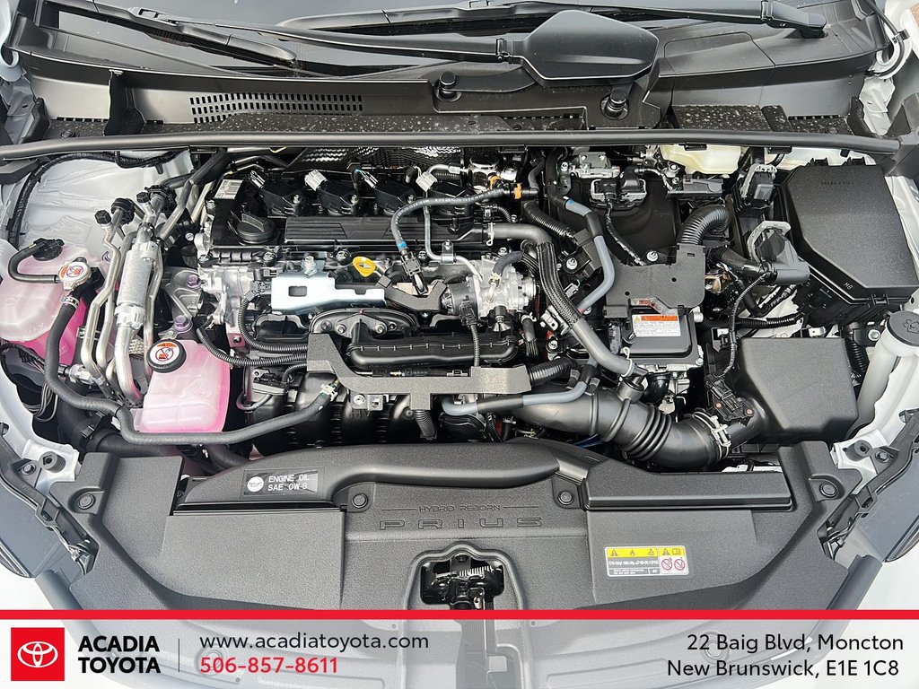 2026 Toyota Prius Plug-in Hybrid SE in Moncton, New Brunswick - 8 - w1024h768px