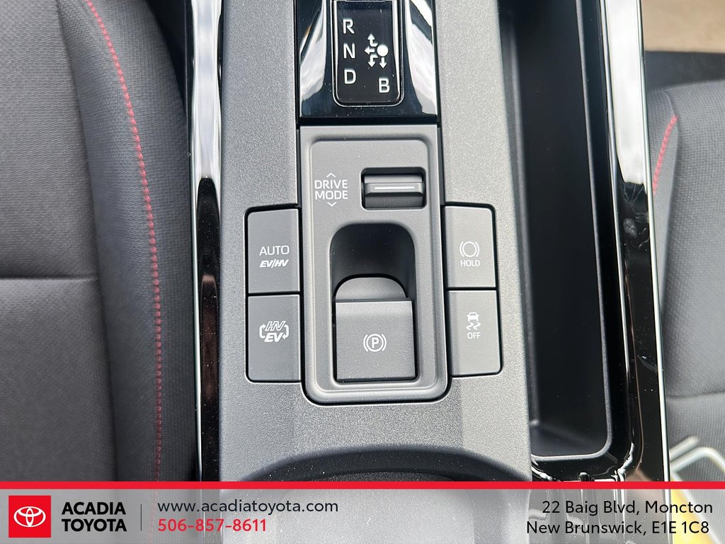2026 Toyota Prius Plug-in Hybrid SE in Moncton, New Brunswick - 16 - w1024h768px