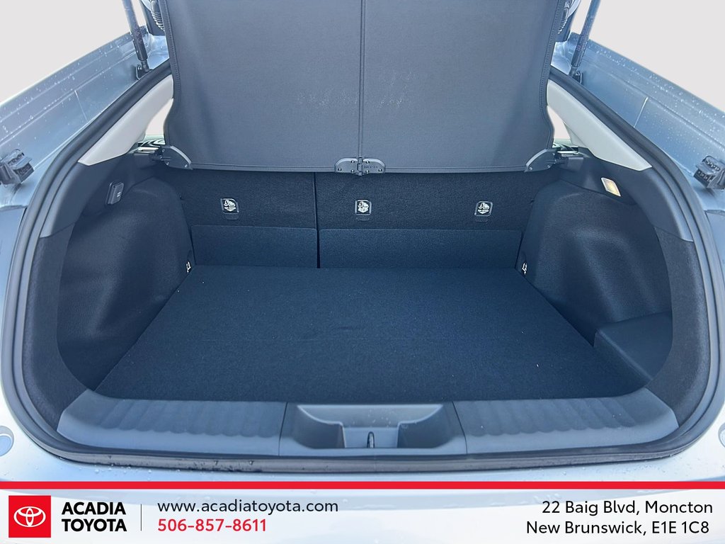 Toyota Prius Plug-in Hybrid XSE 2026 à Moncton, Nouveau-Brunswick - 6 - w1024h768px