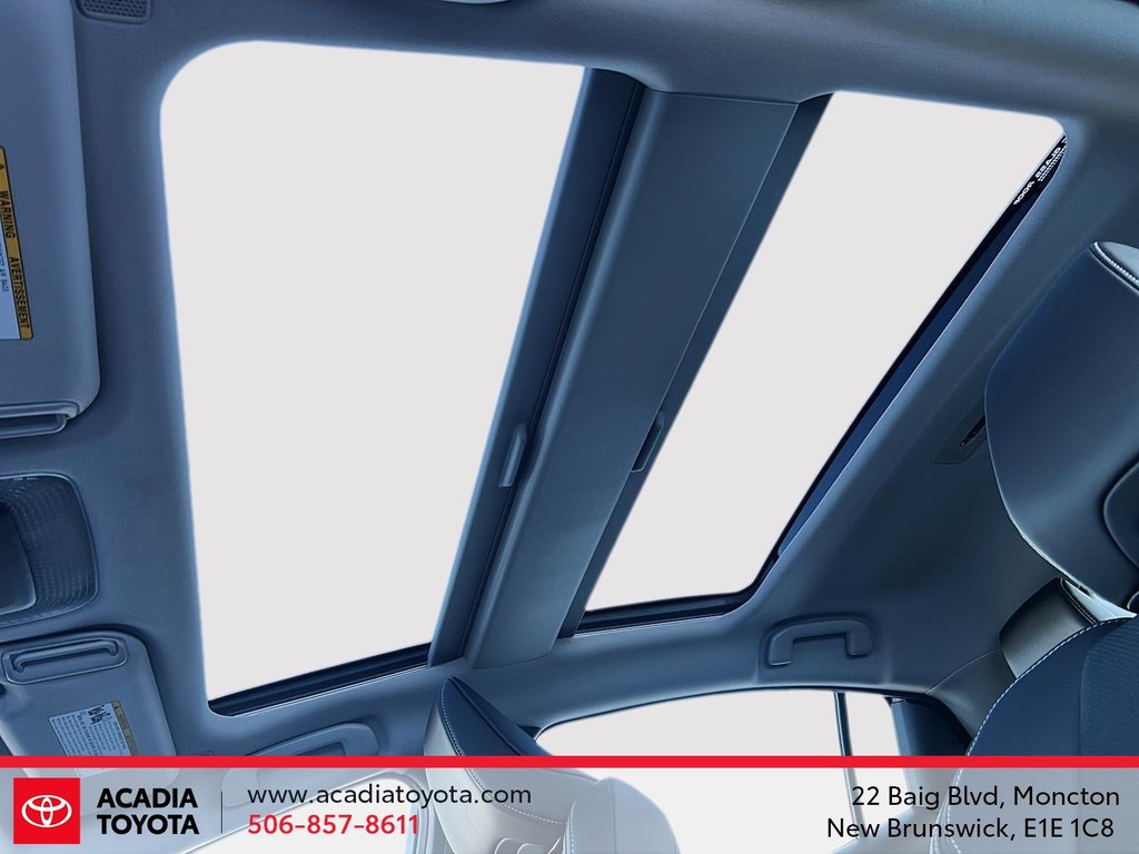 Toyota Prius Plug-in Hybrid NIGHTSHADE 2026 à Moncton, Nouveau-Brunswick - 17 - w1024h768px