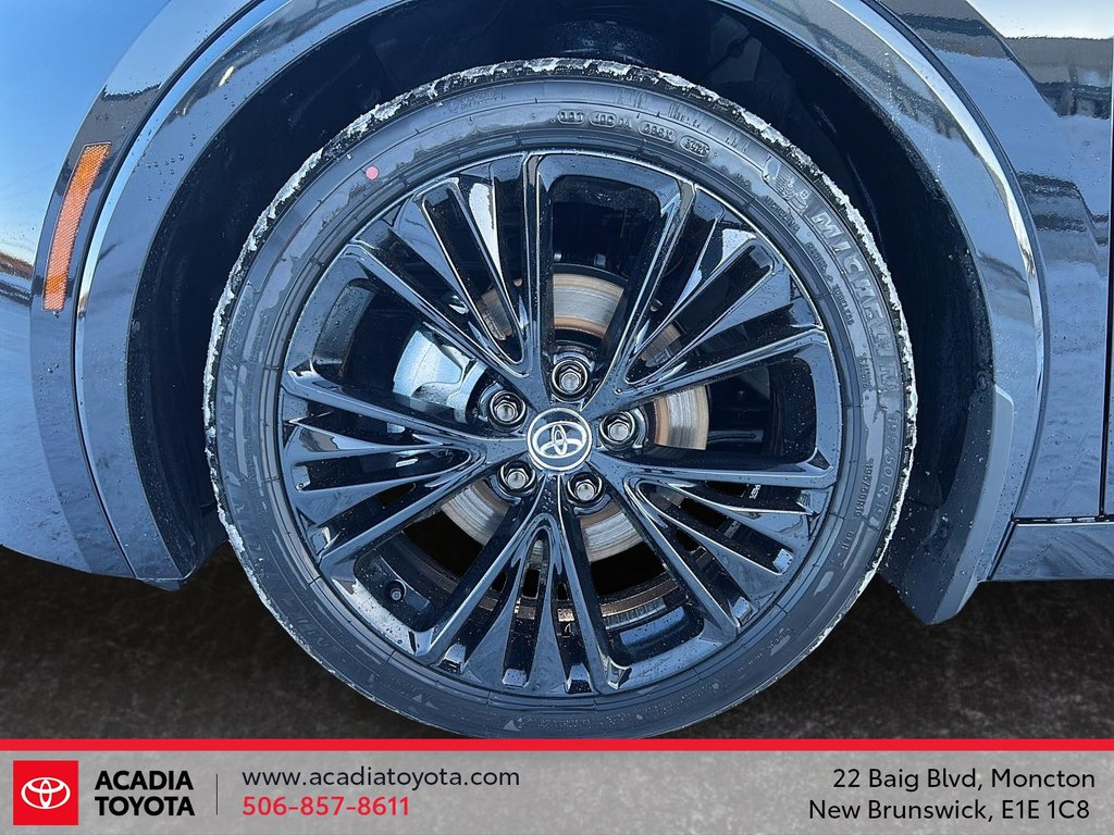 Toyota Prius Plug-in Hybrid NIGHTSHADE 2026 à Moncton, Nouveau-Brunswick - 7 - w1024h768px