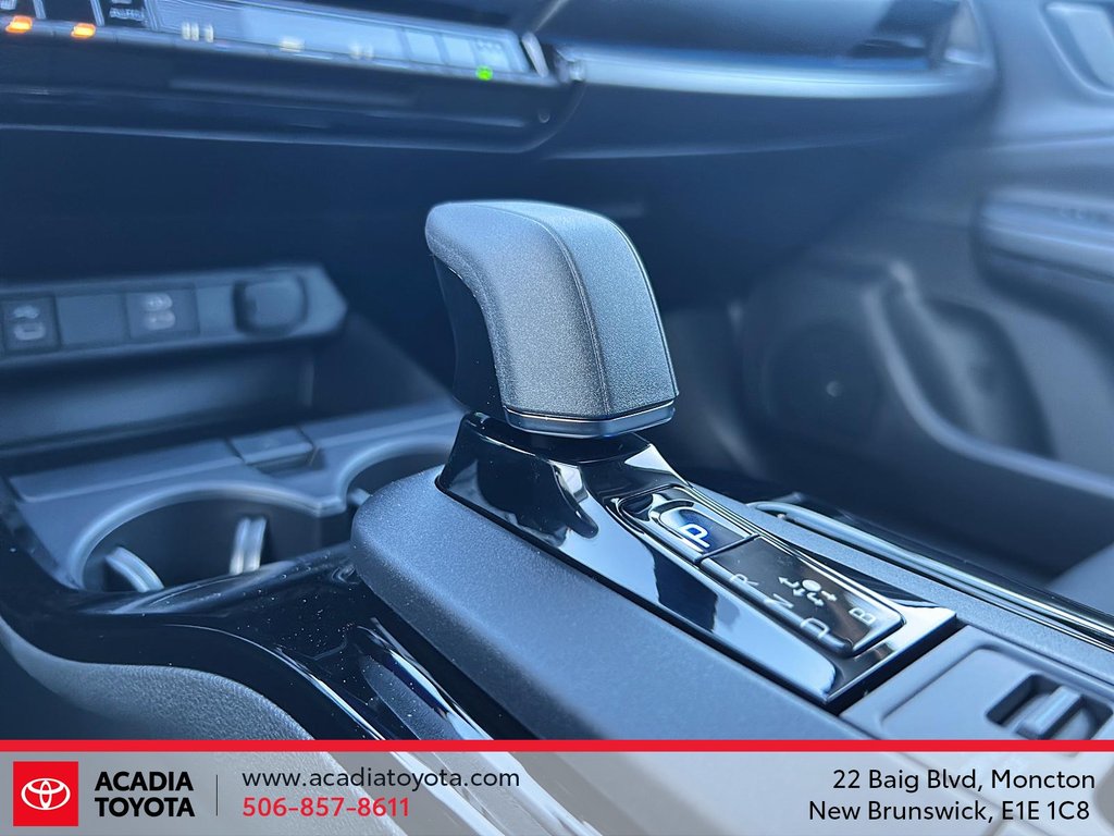 Toyota Prius Plug-in Hybrid NIGHTSHADE 2026 à Moncton, Nouveau-Brunswick - 15 - w1024h768px