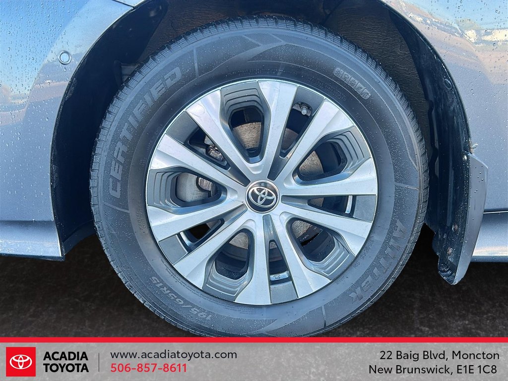 2019 Toyota Prius in Moncton, New Brunswick - 7 - w1024h768px
