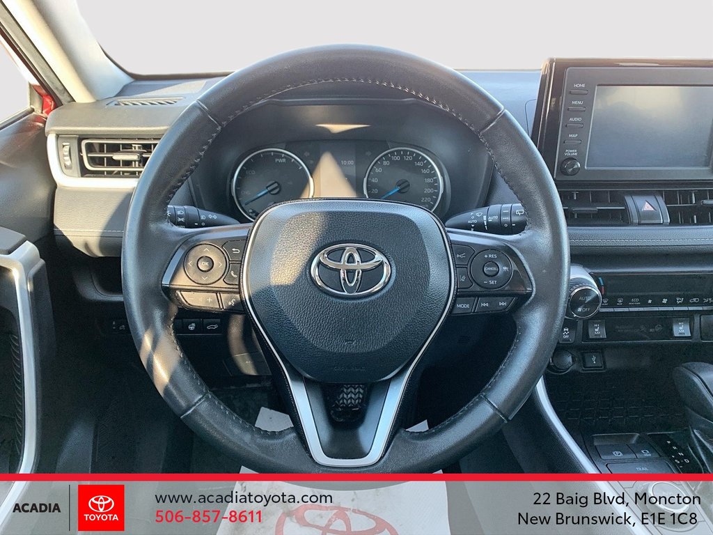 2020 Toyota RAV4 Hybrid XLE AWD in Moncton, New Brunswick - 12 - w1024h768px