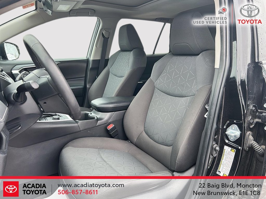 Toyota RAV4 Hybrid XLE 2023 à Moncton, Nouveau-Brunswick - 9 - w1024h768px