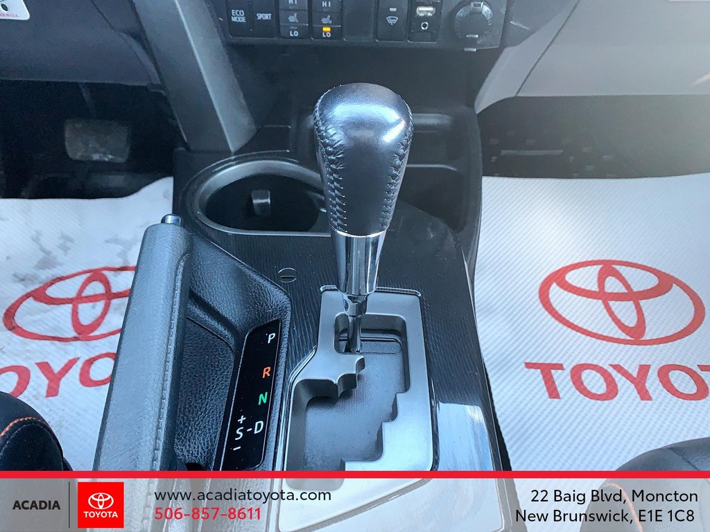 Toyota RAV4 SE 2016 à Moncton, Nouveau-Brunswick - 15 - w1024h768px