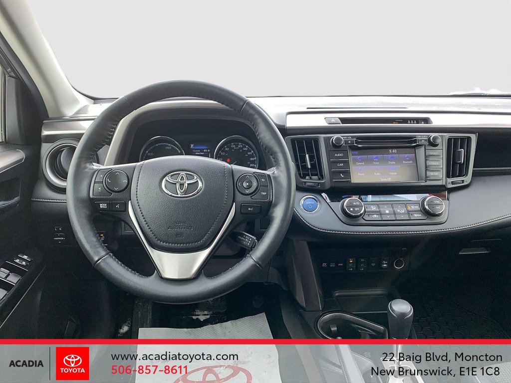 Toyota RAV4 Hybrid LE+ 2018 à Moncton, Nouveau-Brunswick - 14 - w1024h768px