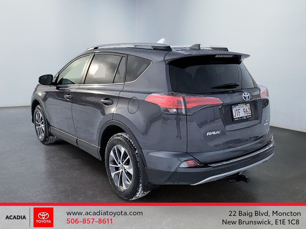 Toyota RAV4 Hybrid LE+ 2018 à Moncton, Nouveau-Brunswick - 4 - w1024h768px