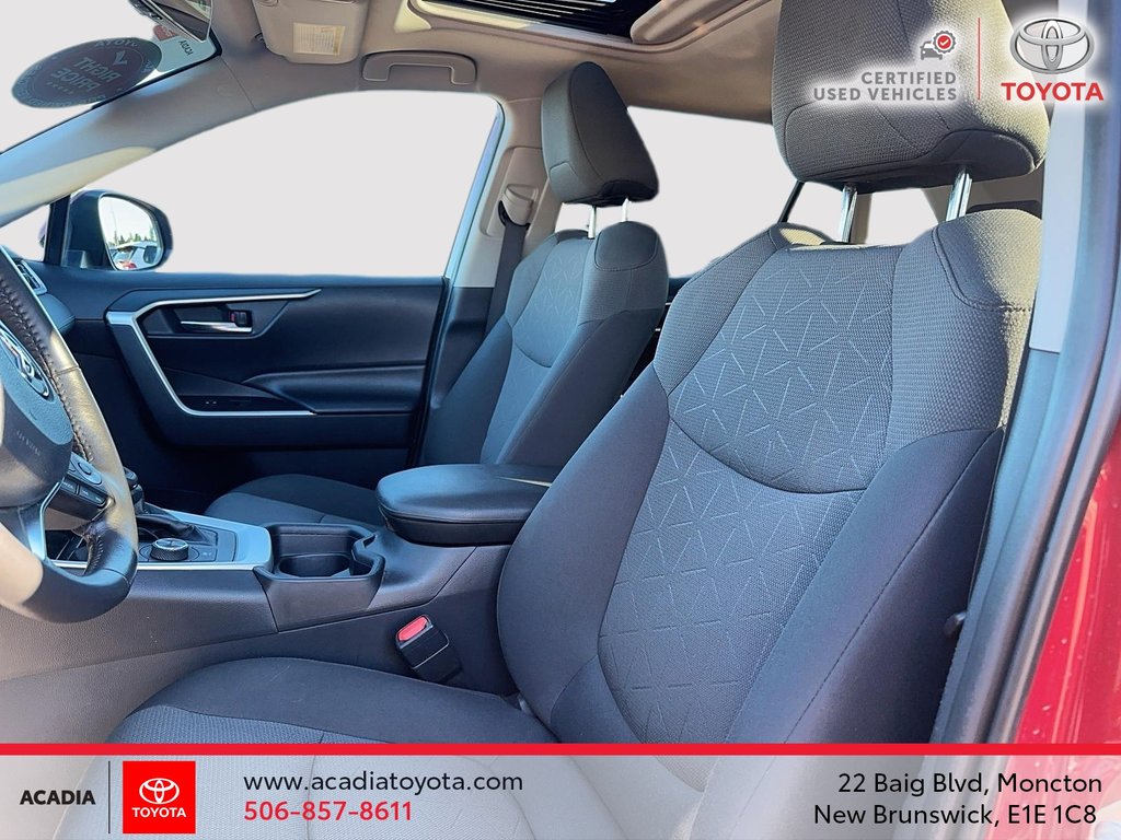 2019 Toyota RAV4 Hybrid XLE in Moncton, New Brunswick - 9 - w1024h768px