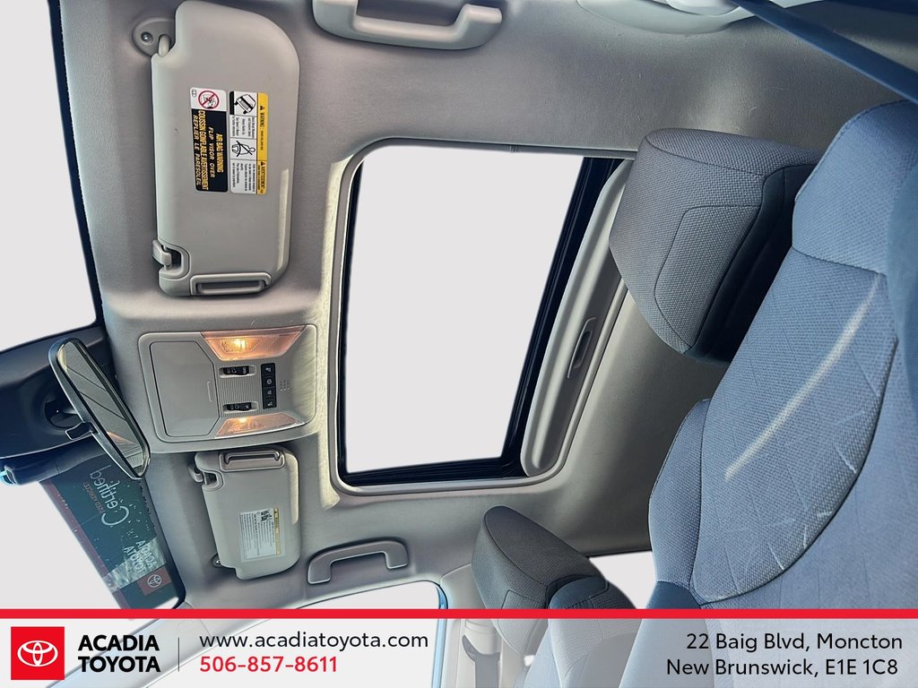 2019 Toyota RAV4 Hybrid XLE in Moncton, New Brunswick - 17 - w1024h768px