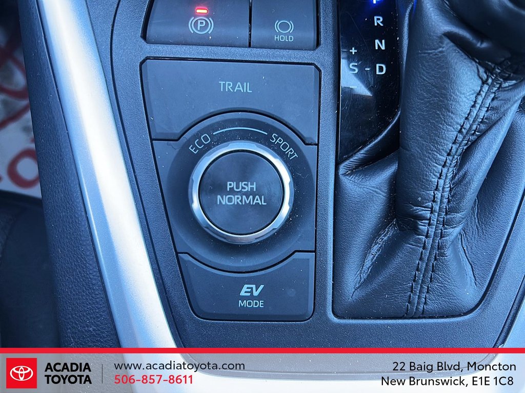 2019 Toyota RAV4 Hybrid XLE in Moncton, New Brunswick - 16 - w1024h768px