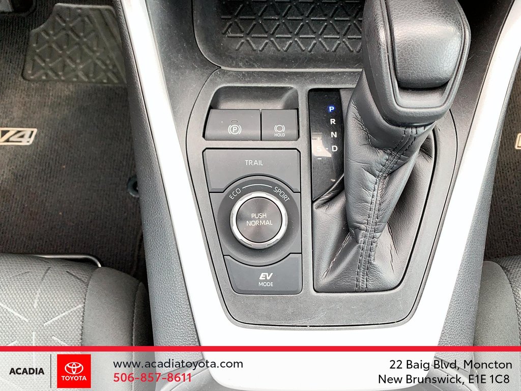 Toyota RAV4 Hybrid LE 2020 à Moncton, Nouveau-Brunswick - 16 - w1024h768px