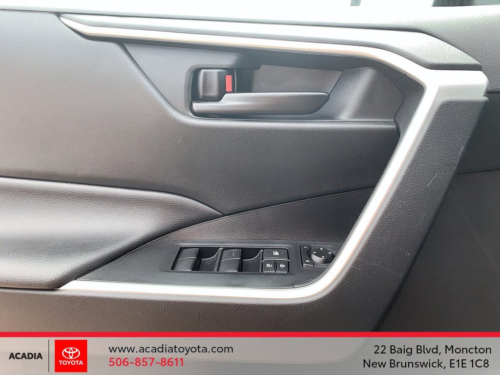 Toyota RAV4 Hybrid LE 2020 à Moncton, Nouveau-Brunswick - 11 - w1024h768px
