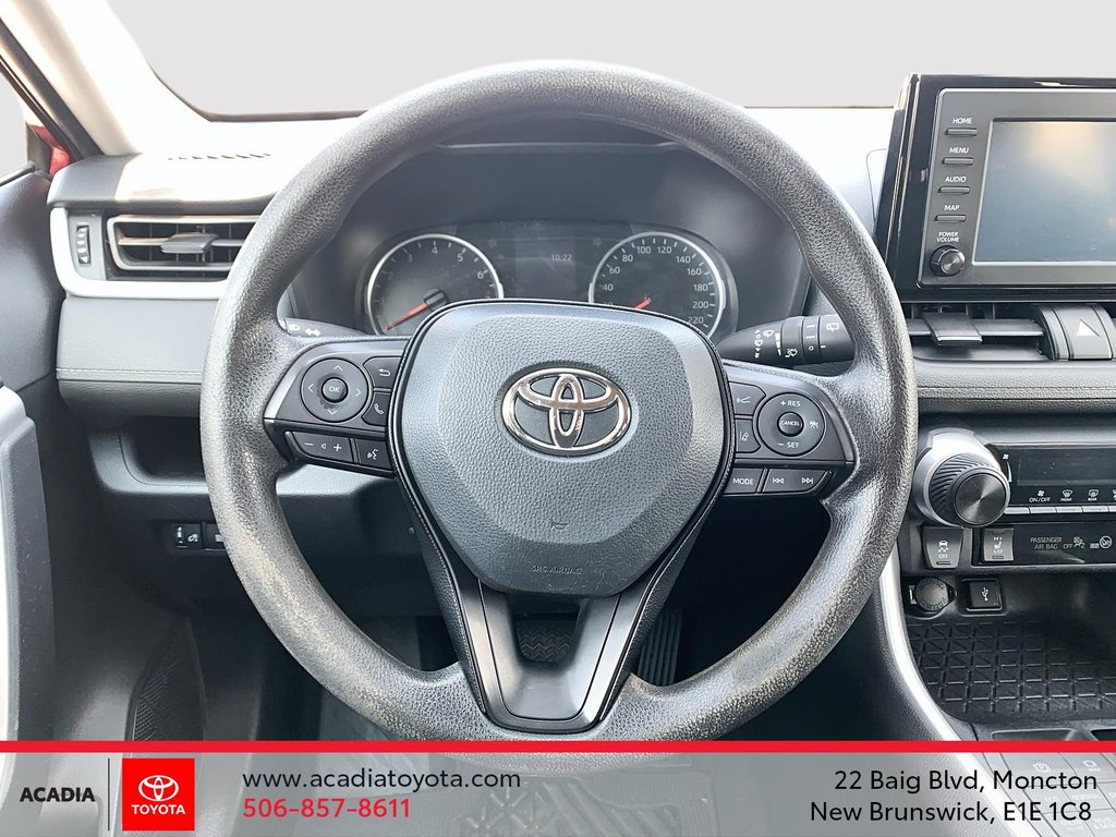 2020 Toyota RAV4 LE in Moncton, New Brunswick - 12 - w1024h768px