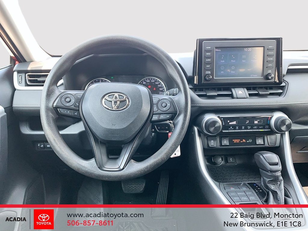 2020 Toyota RAV4 LE in Moncton, New Brunswick - 14 - w1024h768px