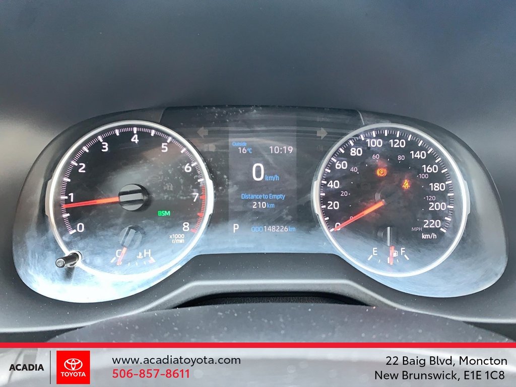 2020 Toyota RAV4 LE in Moncton, New Brunswick - 13 - w1024h768px
