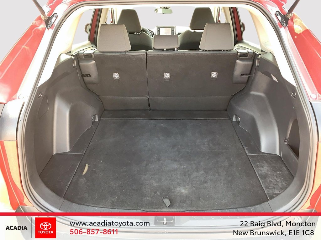 2020 Toyota RAV4 LE in Moncton, New Brunswick - 6 - w1024h768px