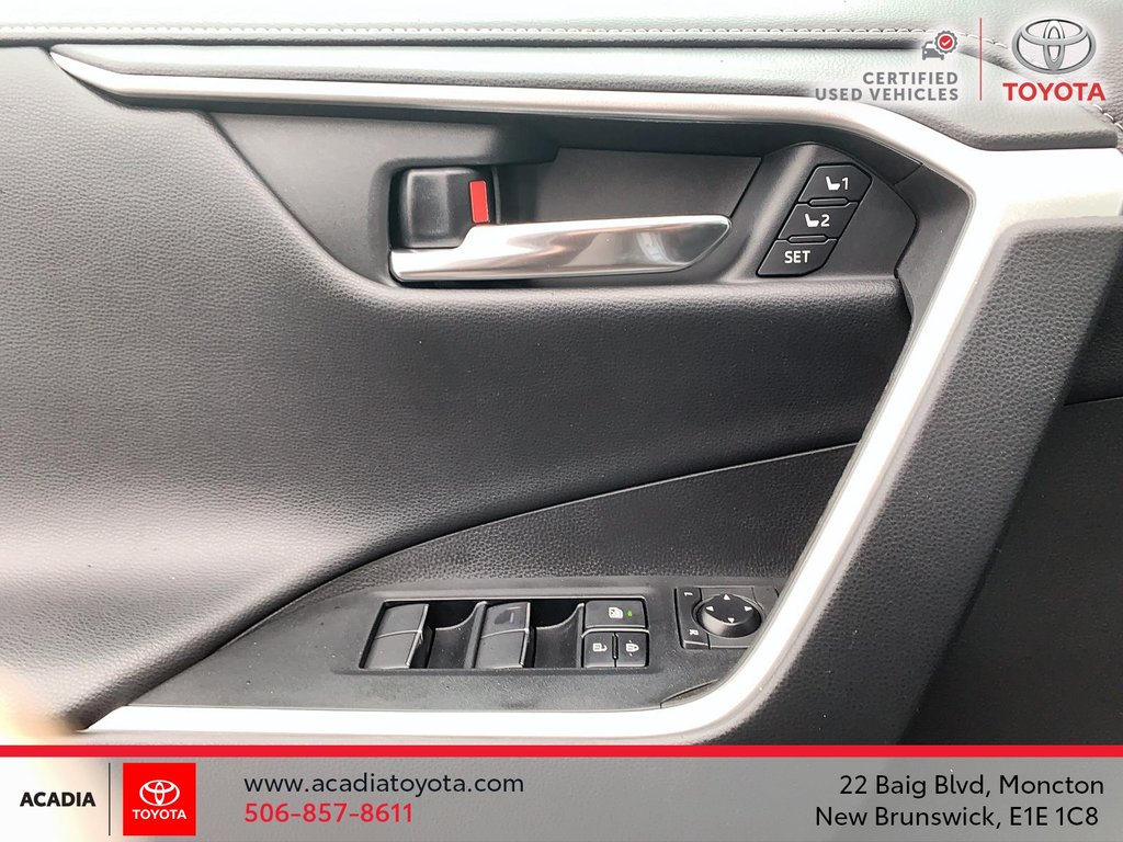2020 Toyota RAV4 Limited in Moncton, New Brunswick - 11 - w1024h768px