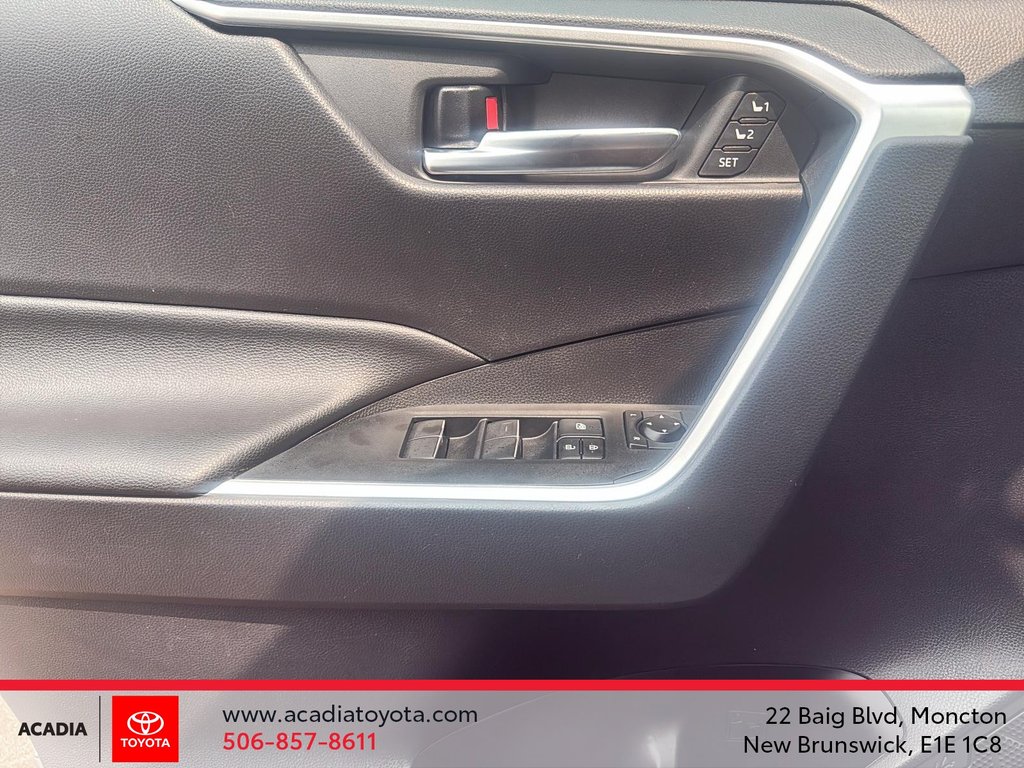 2020 Toyota RAV4 XLE in Moncton, New Brunswick - 11 - w1024h768px