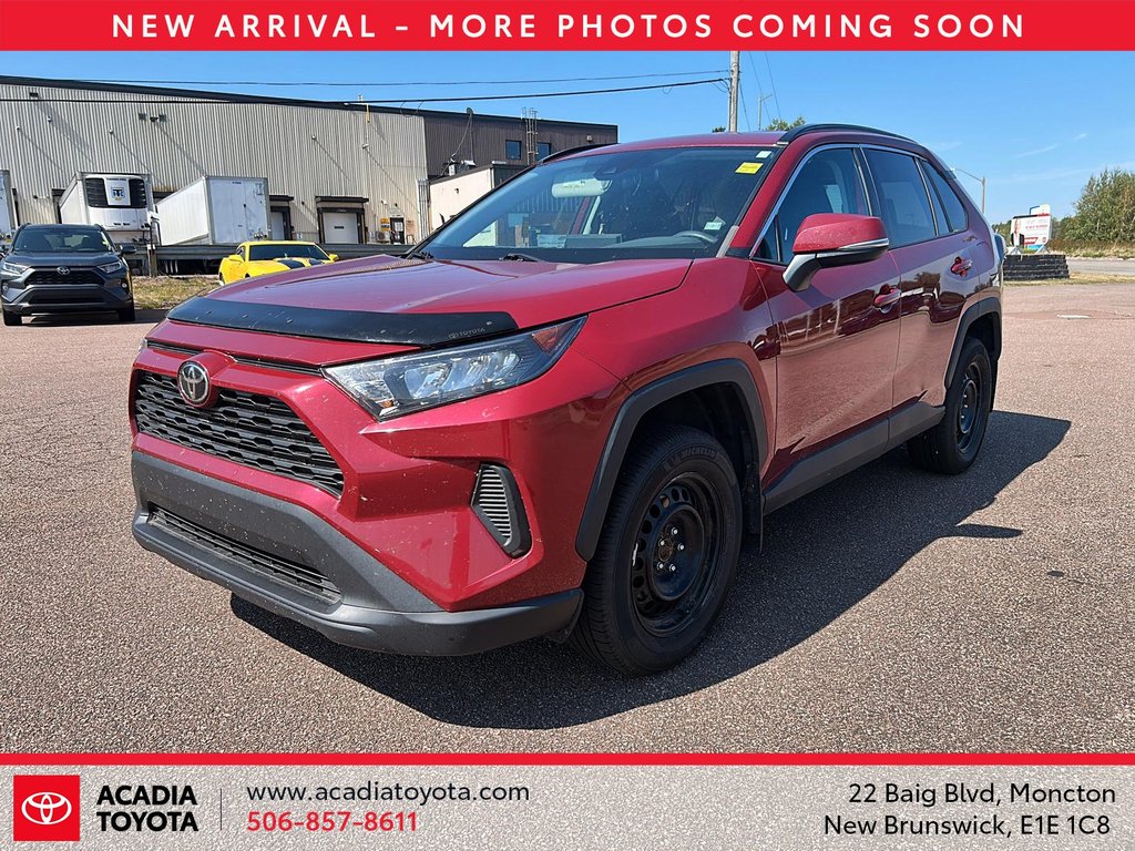 2020 Toyota RAV4 LE in Moncton, New Brunswick - 1 - w1024h768px