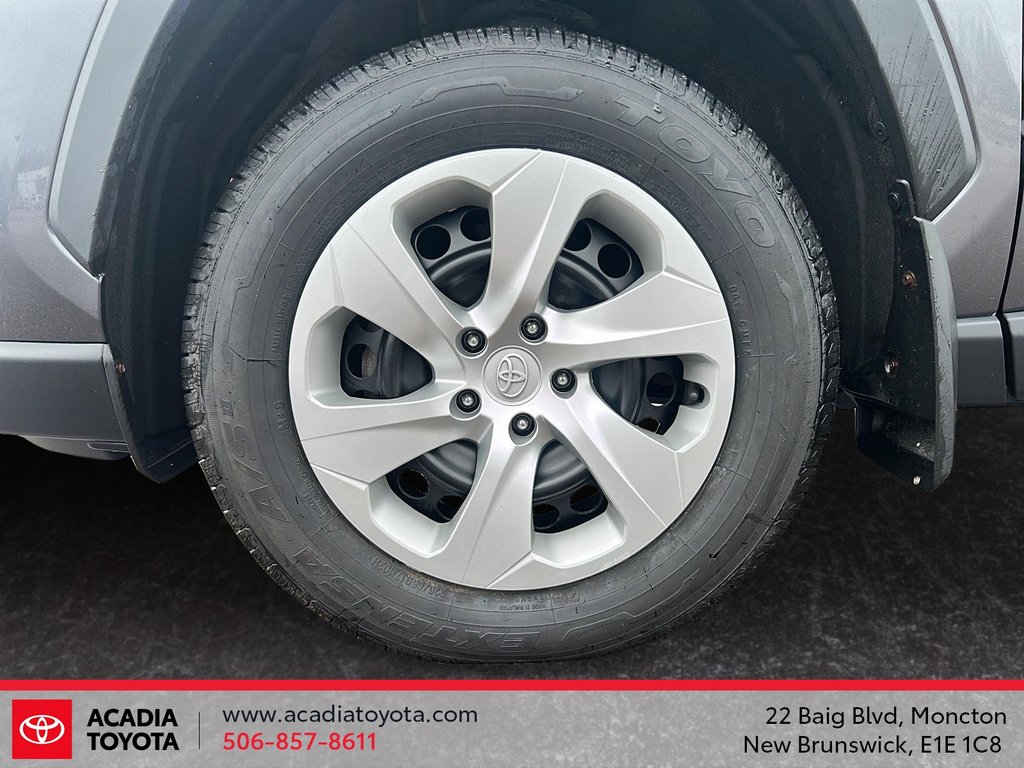 2021 Toyota RAV4 LE in Moncton, New Brunswick - 7 - w1024h768px