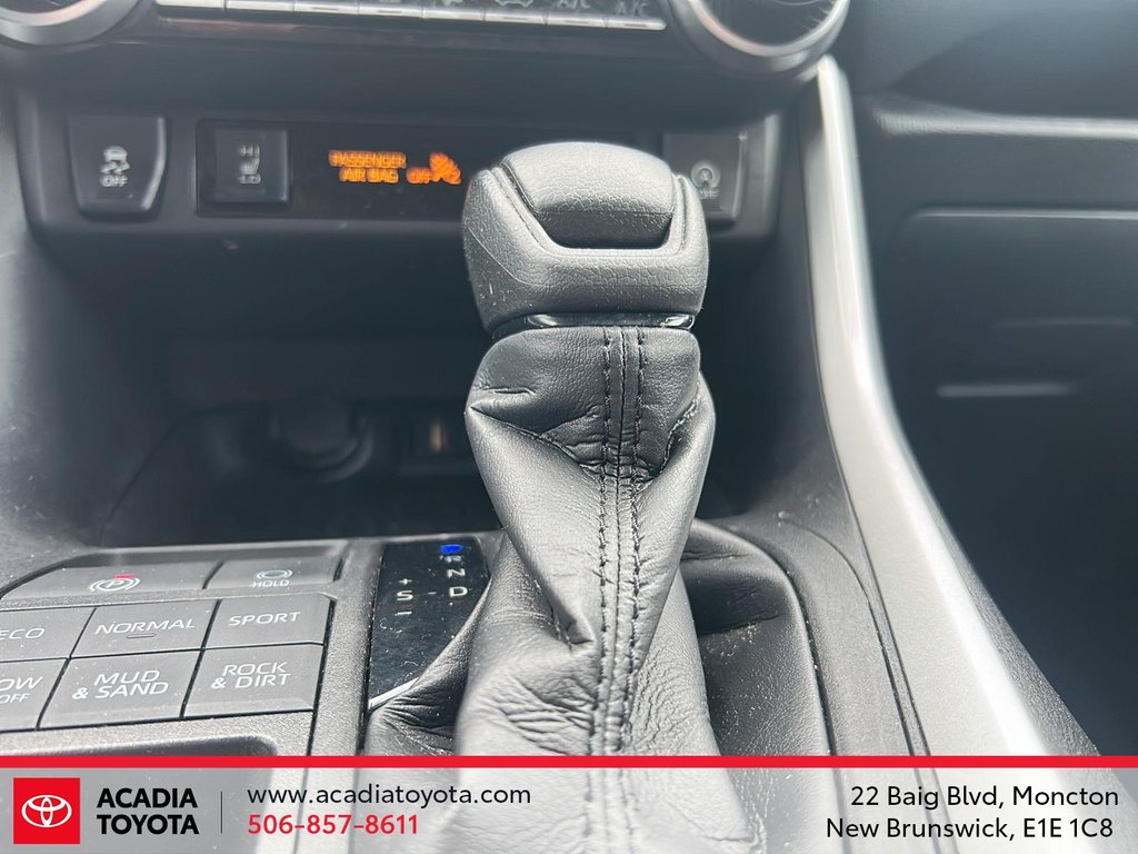 2021 Toyota RAV4 LE in Moncton, New Brunswick - 15 - w1024h768px