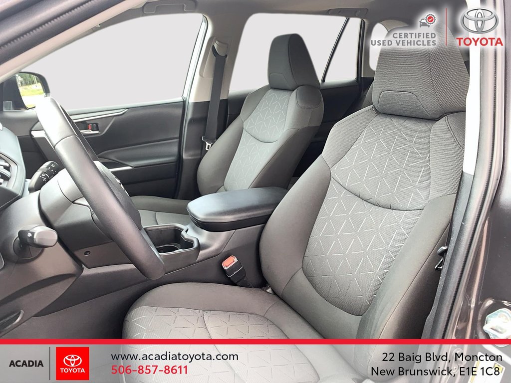 2022 Toyota RAV4 XLE in Moncton, New Brunswick - 9 - w1024h768px