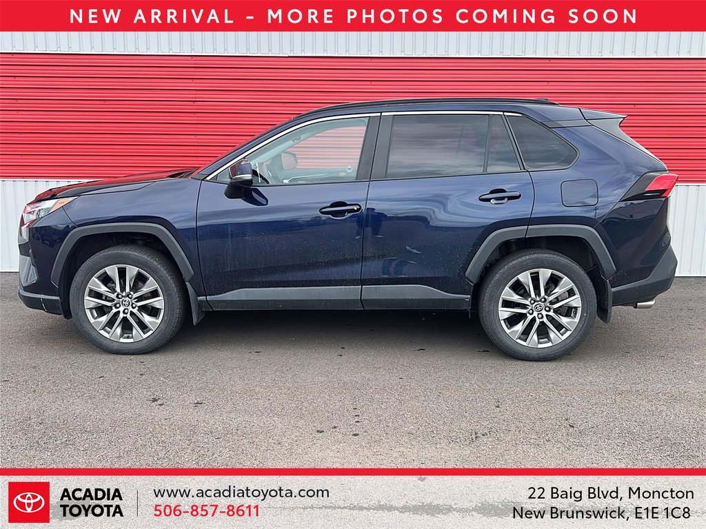 2022 Toyota RAV4 XLE PREMIUM in Moncton, New Brunswick - 5 - w1024h768px