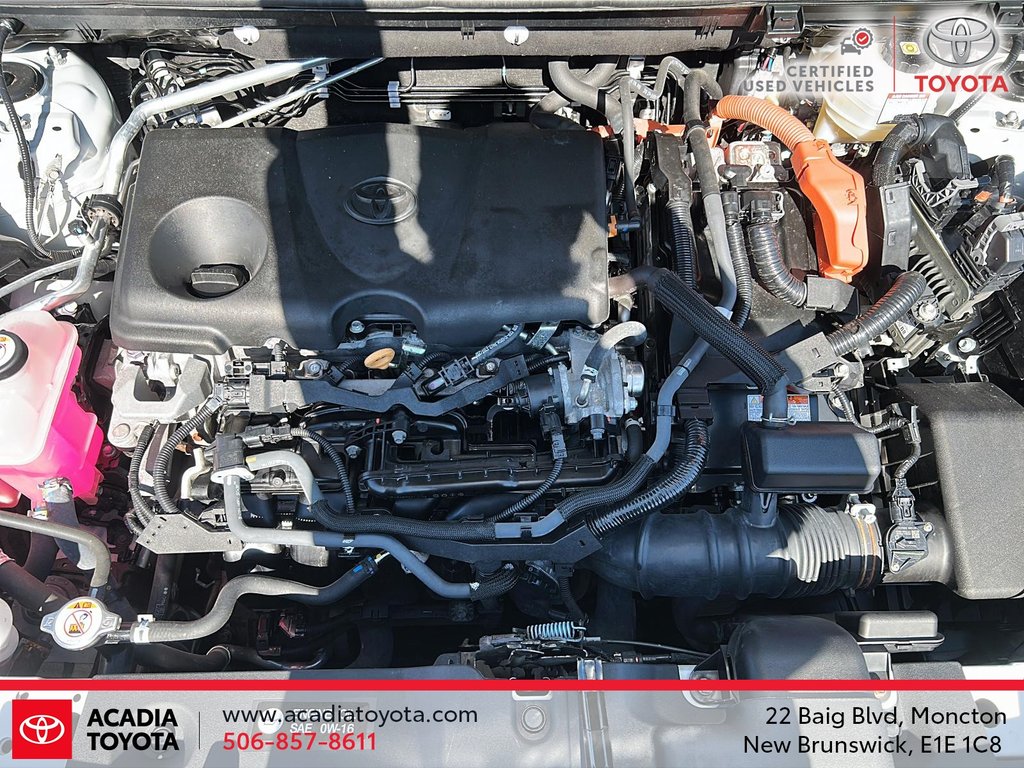 2022 Toyota RAV4 Hybrid XSE in Moncton, New Brunswick - 8 - w1024h768px