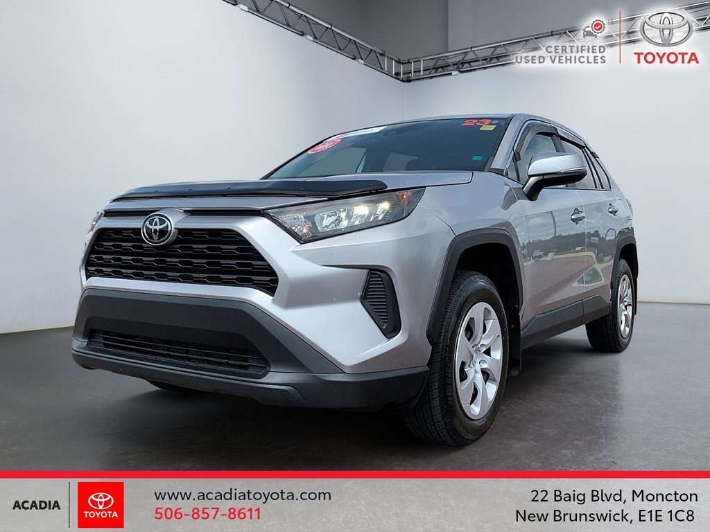 Toyota RAV4 LE 2023 à Moncton, Nouveau-Brunswick - 1 - w1024h768px