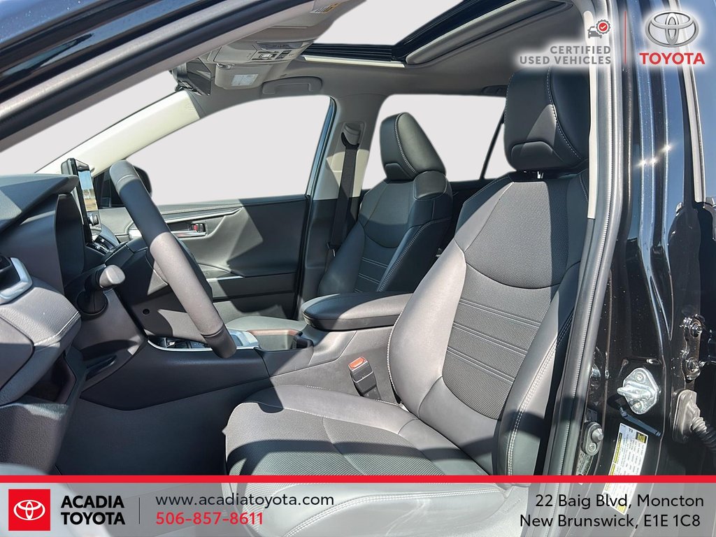 Toyota RAV4 Hybrid Limited 2024 à Moncton, Nouveau-Brunswick - 9 - w1024h768px