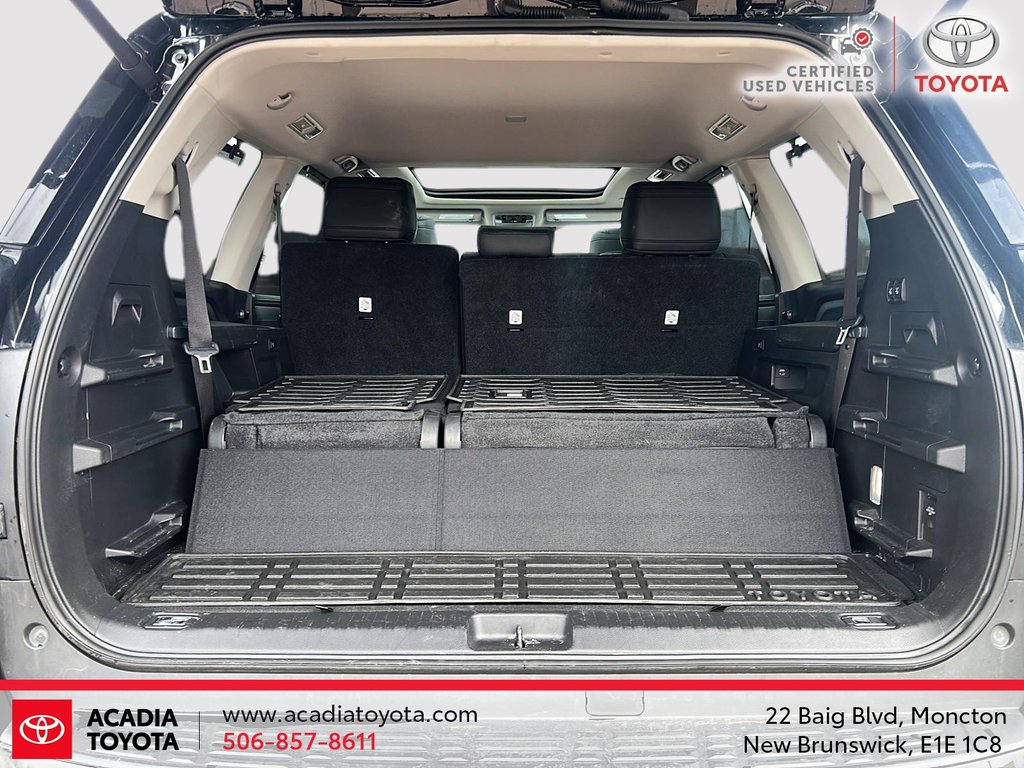 Toyota Sequoia Hybrid LIMITED 2024 à Moncton, Nouveau-Brunswick - 6 - w1024h768px