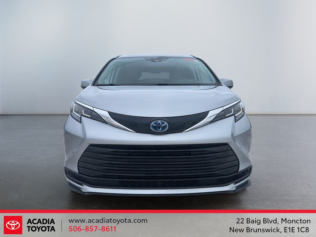 2021 Toyota Sienna in Moncton, New Brunswick - 2 - w1024h768px
