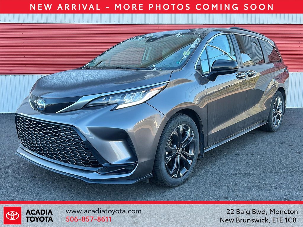 2022 Toyota Sienna XSE in Moncton, New Brunswick - 1 - w1024h768px
