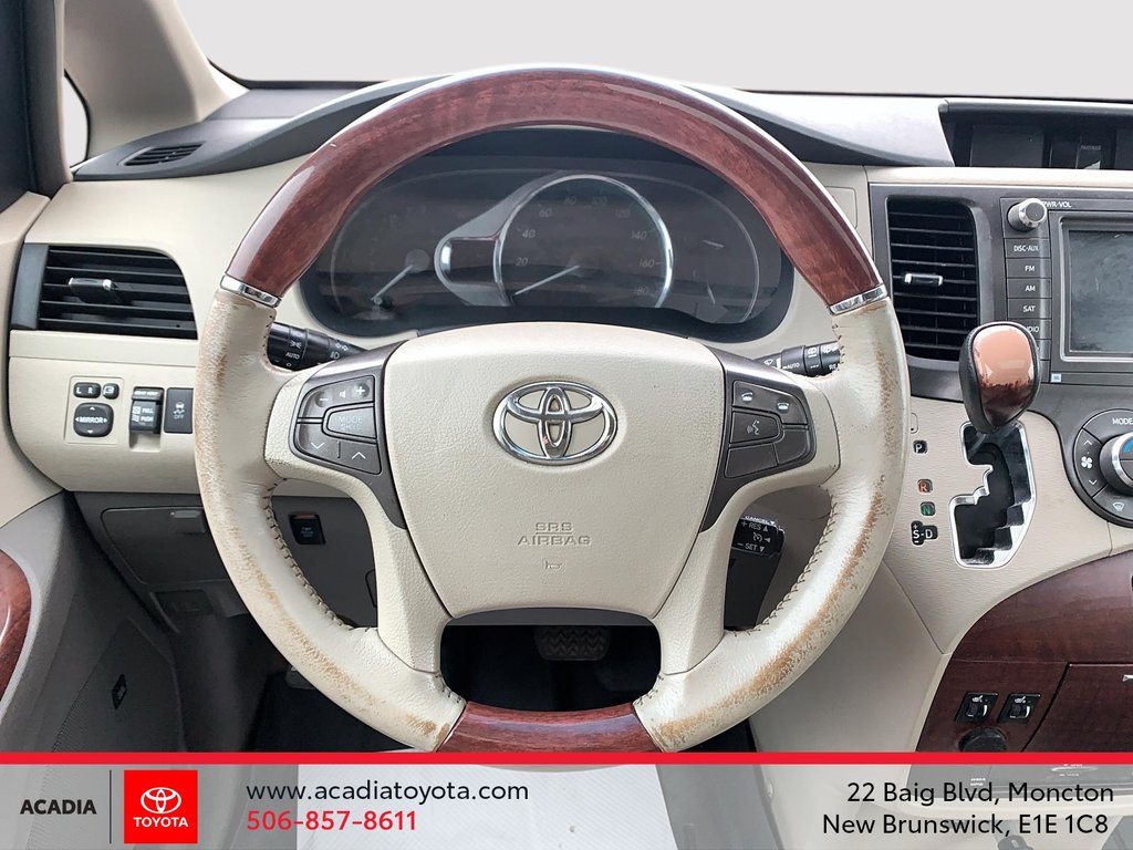 2013 Toyota Sienna XLE in Moncton, New Brunswick - 13 - w1024h768px