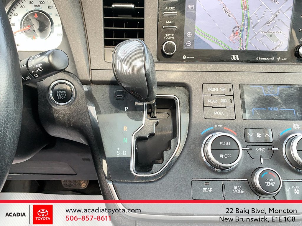 2020 Toyota Sienna SE in Moncton, New Brunswick - 16 - w1024h768px
